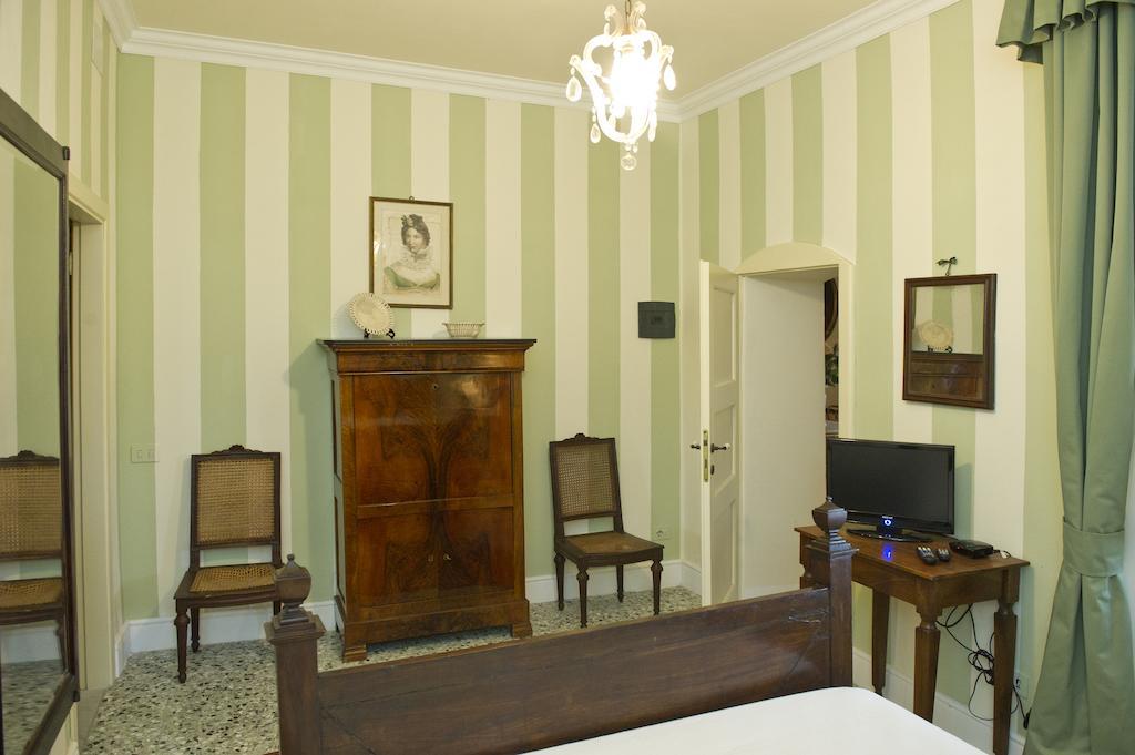 Dimora Garibaldi Hotel Castelnuovo Magra Eksteriør billede
